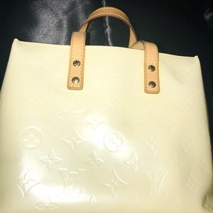 Louis Vuitton vernis pm hand bag